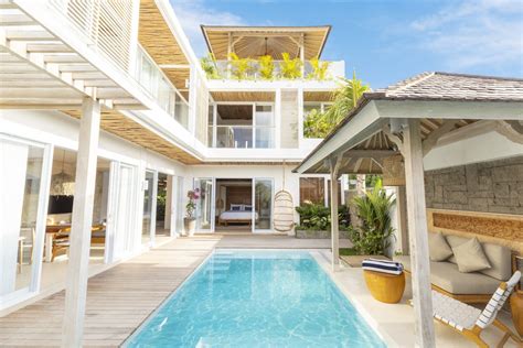 Teak Wood Decor Land For Lease Bali Location Balinese Villa Bali Architecture Bungalow