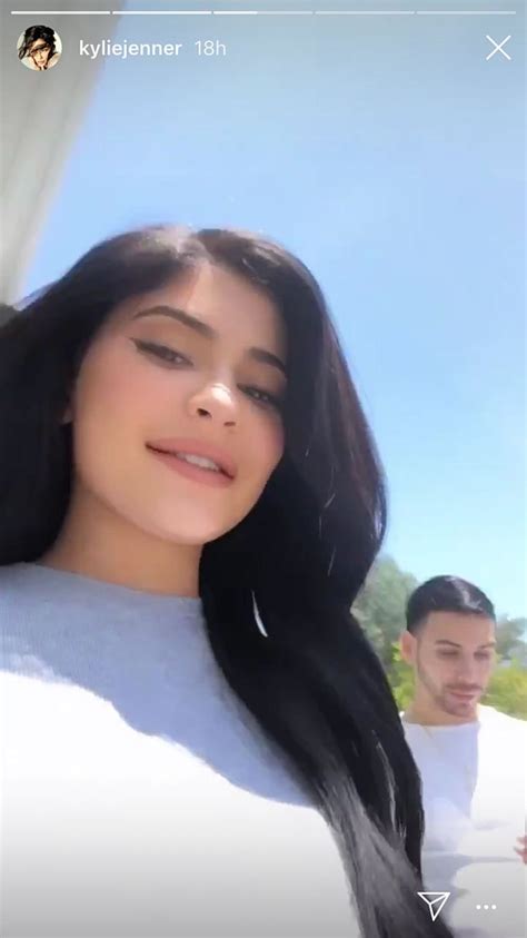 Kylie Jenner Takes Makeup Artist Ariel Tejada To Dmv For License Us Weekly