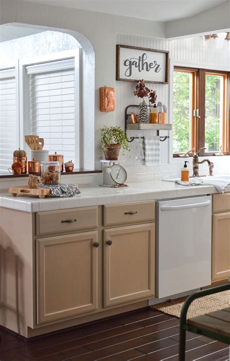 Target has the kitchen decor ideas you're looking for at incredible prices. Fall Vintage Kitchen Decorating - Fox Hollow Cottage