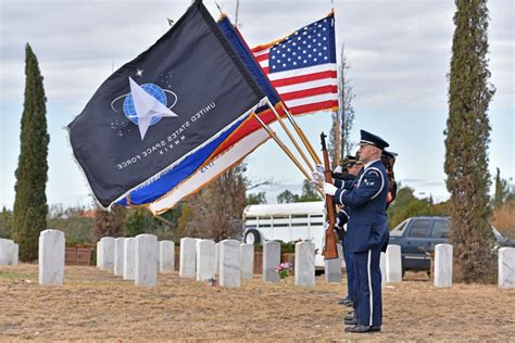 Dvids Images Wreaths Across America 2021 Image 1 Of 6