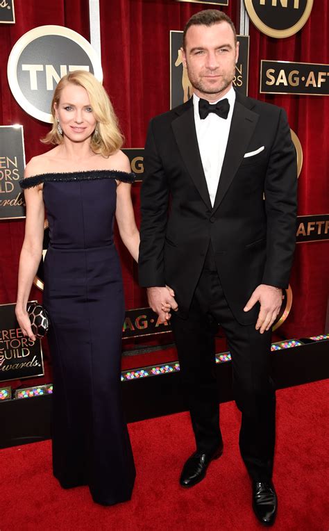 Naomi Watts And Liev Schreiber Pose On Red Carpet 2015 Sag A Cultjer
