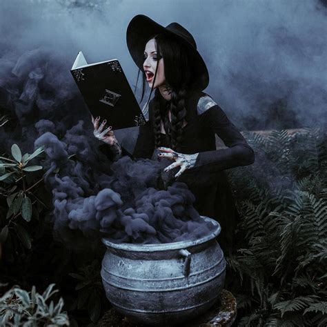 13 Aesthetic And Gothic Witch Photography Ideas