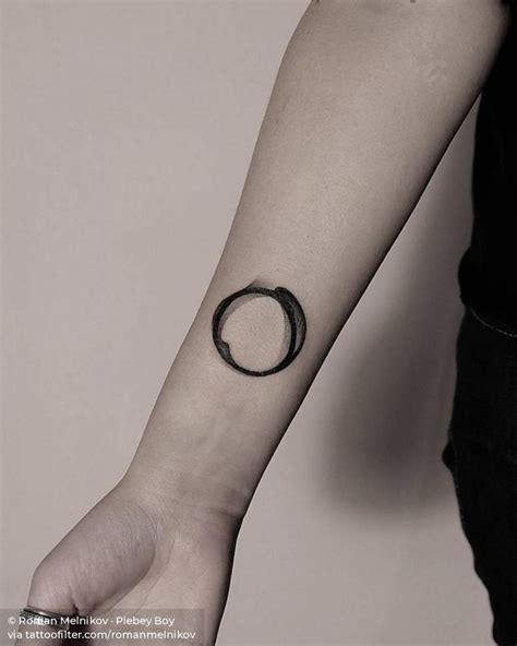Abstract Circle Tattoo On The Inner Wrist Circle Tattoo Circle