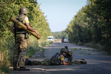 Fighting Rages In Donetsk As Ukraine Government Forces Close In Daily