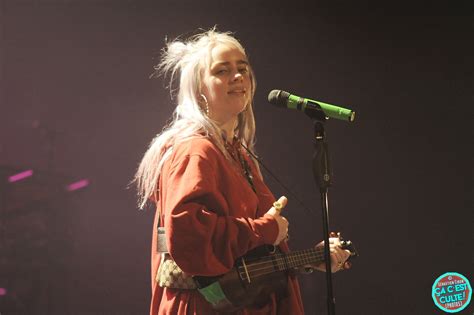Photos, family details, video, latest news 2021 on zoomboola. At 17 years old, Billie Eilish may have the album of the ...