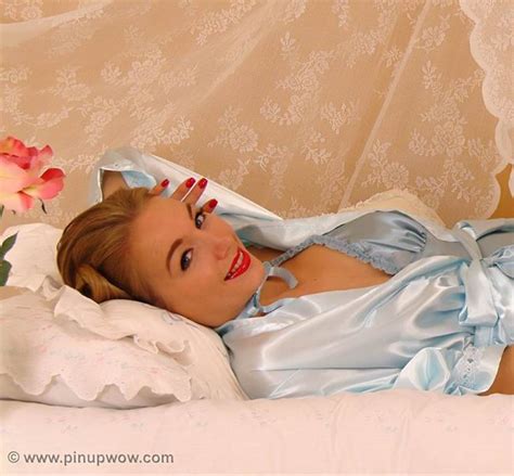 Pin Up Woman Posing In Satin Lingerie Porn Pictures Xxx Photos Sex Images 3075151 Pictoa