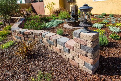 How to diagnose concrete block or cinderblock foundation or wall cracks: Country Cottage® LANDSCAPE RETAINING WALL BLOCK | Albert ...