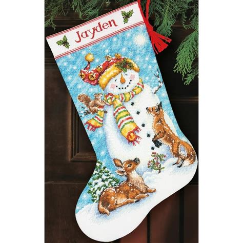 I've finally organized them and put them all in one place for you. Free Printable Cross Stitch Christmas Stocking Patterns ...