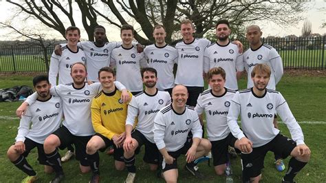 Local Saturday Football Team Donates £3000 To Local Foodbank Charity
