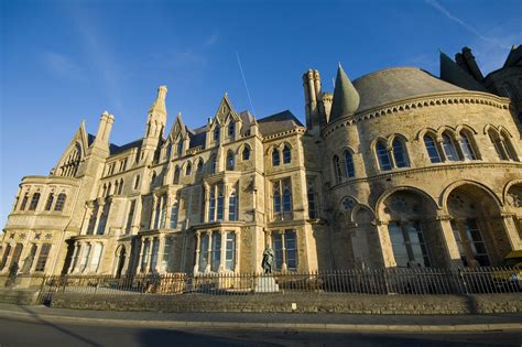 Fitxategi:Aberystwyth Old University Building.jpg - Wikipedia