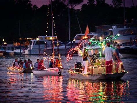 Watch The Venetian Boat Parade Light Up The Lake This Weekend