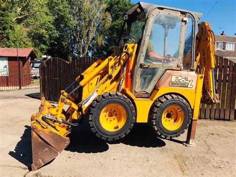 Jcb 1cx Backhoe Digger Cw Four In One Bucket