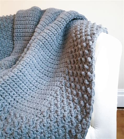 Faith Chunky Crochet Blanket Free Pattern ⋆