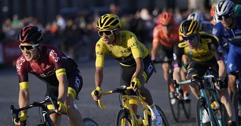 In 2021 the tour de france will take riders right across france twice, once from the northwest to the alps, and then from the alps to the southwest, taking in some inevitable days of gruelling mountain roads in the alps and the pyrenees. Cyclisme. Les dates du Tour de France 2021 modifiées