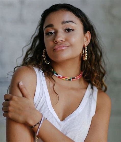 She is known for her starring role as kiara carrera on the netflix teen drama series outer banks. Pin on madison bailey
