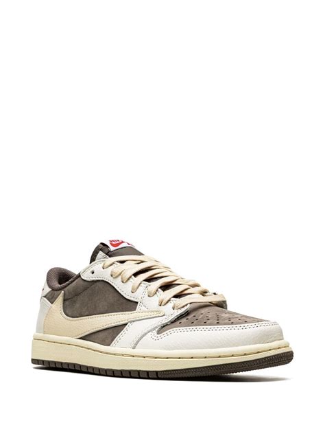 Jordan X Travis Scott Air Jordan 1 Low Og Reverse Mocha Sneakers