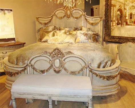 You do not need to spend a fortune to create a shabby chic atmosphere. Shabby-Chic Style Yellow Bedroom Design Ideas, Renovations ...