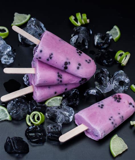 Paletas De Yogurt Con Moras The Sweet Molcajete