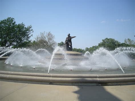 Cutting Coupons In Kc Kansas City Tour Of Fountains
