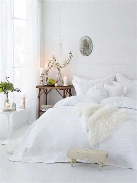 Очаровательный и винтажный стиль шебби шик в спальне