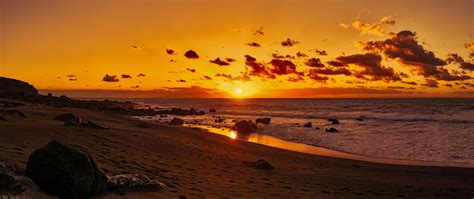 Download Wallpaper 2560x1080 Ocean Sunset Shore Beach Sand Horizon