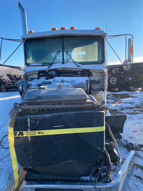 Salvage 2007 Kenworth T600 Truck Tractor For Parts Calgary Alberta