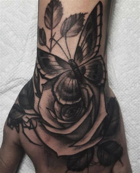 Schau dir unsere auswahl an hand rose tattoo an, um die tollsten einzigartigen oder spezialgefertigten, handgemachten stücke aus unseren shops zu finden. Painted Temple : Tattoos : Shawn Monaco : Black and Grey ...