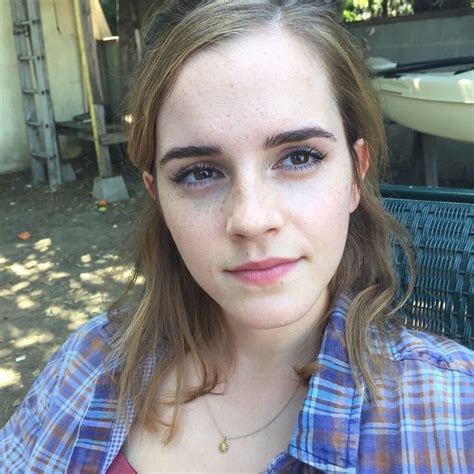 Unseen Emma Watson Without Makeup Looks Of All Time Emma Watson Emma