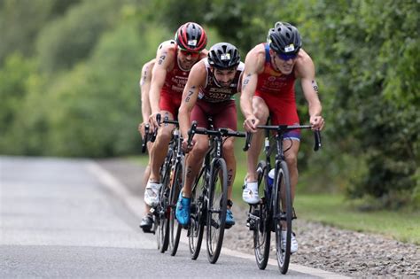 Want To Get Into Triathlon Mixed Relay Heres What You Need To Know