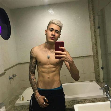 Mais acessadas de mc kelvinho. mc kevinho | Mc Kevinho Amino