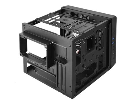 The coolermaster elite 110 is a small chassis with a big heart. Cooler Master Elite 110, una pequeña caja que sorprende
