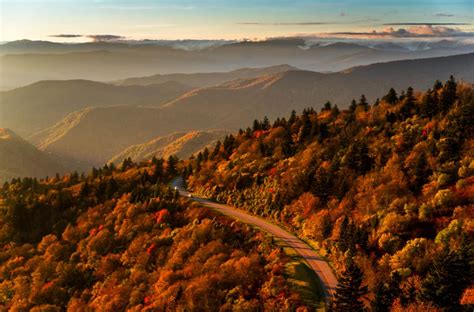Plan The Ultimate Fall Road Trip In Western North Carolina