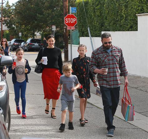 The overall tone does seem kinder, even though we. Jennifer Garner und Ben Affleck: Ihr Familienalbum | GALA.de