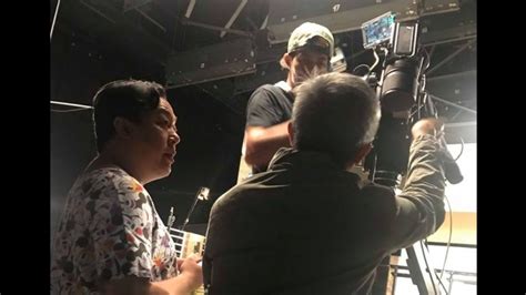 It stars alwyn uytingco, vin abrenica, joross gamboa and claire ruiz. Alwyn Uytingco on PEP.ph