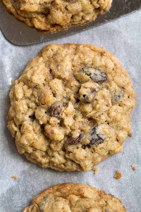 I wasn't sure if it would work for oatmeal cookies because it isn't instant oatmeal but given this is a wwii recipe i'm guessing they didn't have instant oatmeal back then either. Oatmeal Cookies {Soft and Chewy} - Cooking Classy