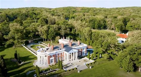 The Best Mansion In Illinois
