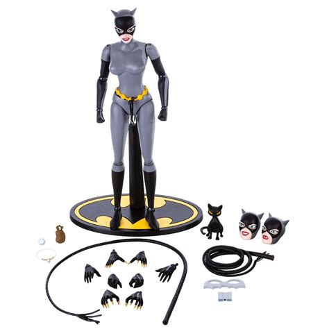 Batman The Animated Series Catwoman 16 Scale Action Figure