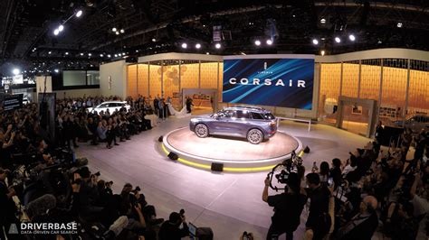 2020 Lincoln Corsair Suv At The 2019 New York Auto Show Driverbase