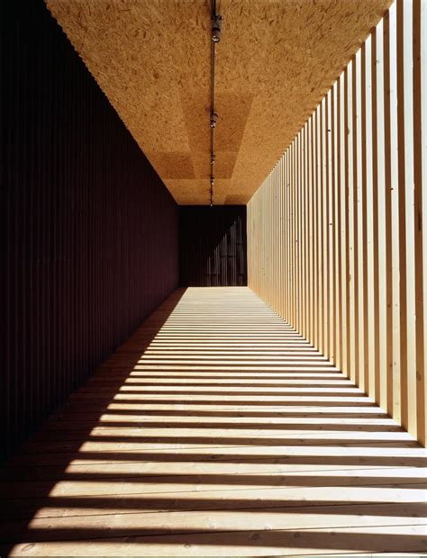Pin By Ben On Elemente Shadow Architecture Light Architecture