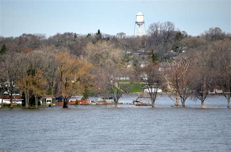 Fox River At Record Level At The Mchenry Dam Mchenry County Blog