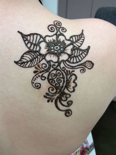 Henna tattoo synonyms, henna tattoo pronunciation, henna tattoo translation, english dictionary definition of henna tattoo. Pin by Lainnie on Henna | Henna tattoo diy, Henna tattoo ...
