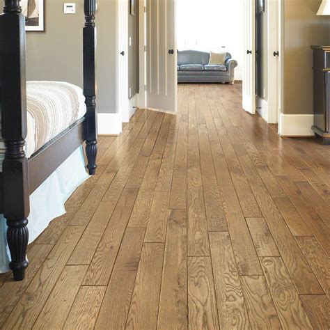 Solid hardwood species chart for interior flooring. Sweetwater Hickory 3/4" Thick x 4" Wide x 84" Length Solid ...
