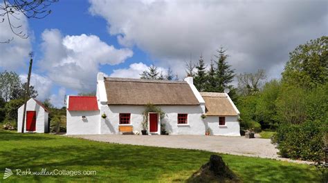 Irish Cottage Donegal Authentic Traditional Thatched Cottage