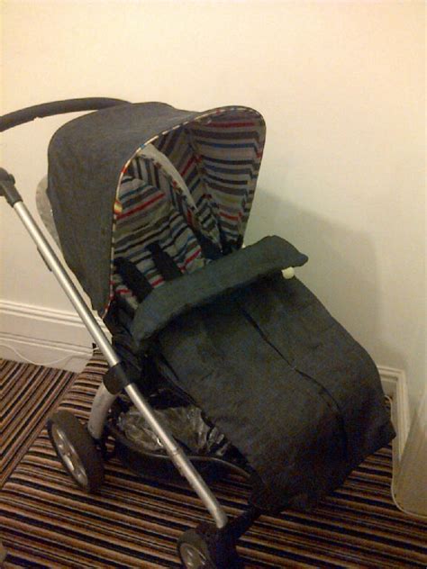 Mamas And Papas Sola Pram And Carrycot Moses Basket Included£100 In