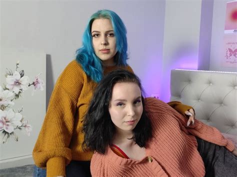 emyandtiffany big boobed teen girl webcam