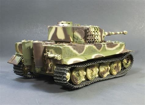 Tiger I Late Base Coat Of Camo Completed