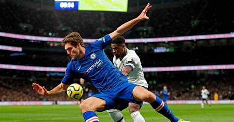 Neither side could take their chances with the top of the table beckoning, as chelsea and tottenham played to a scoreless stalemate. Live Score Tottenham Vs Chelsea