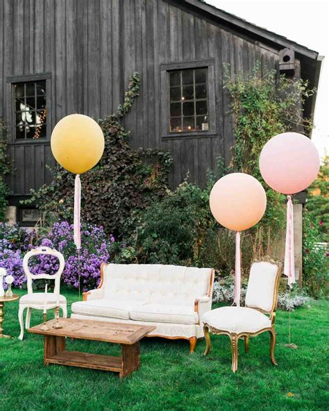 24 Cute Ways to Use Balloons Throughout Your Wedding | Martha Stewart ...