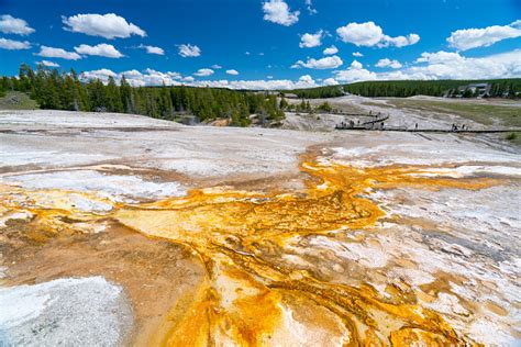 Yellowstone Eruption 630000 Years Ago Opens New Geological Mysteries