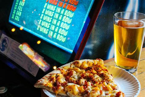 The 5 Best Pizza Spots In Milwaukee
